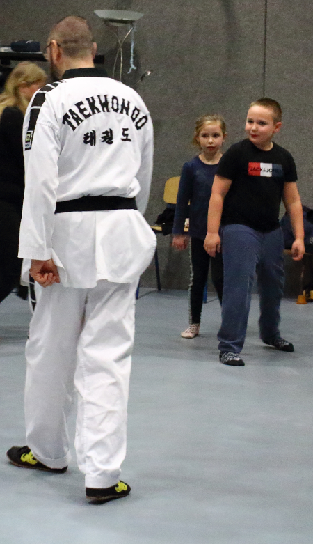 Taekwondo und Werteorientiert Kampfsport Unterricht